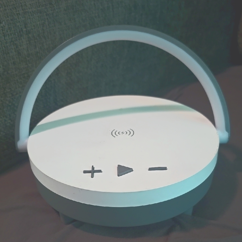 Modern White and Gray Wireless Speaker
